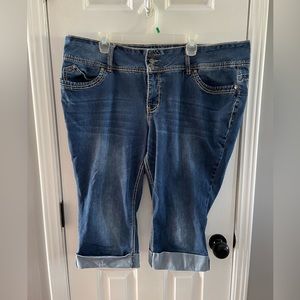 Royalty For Me Cropped Jeans